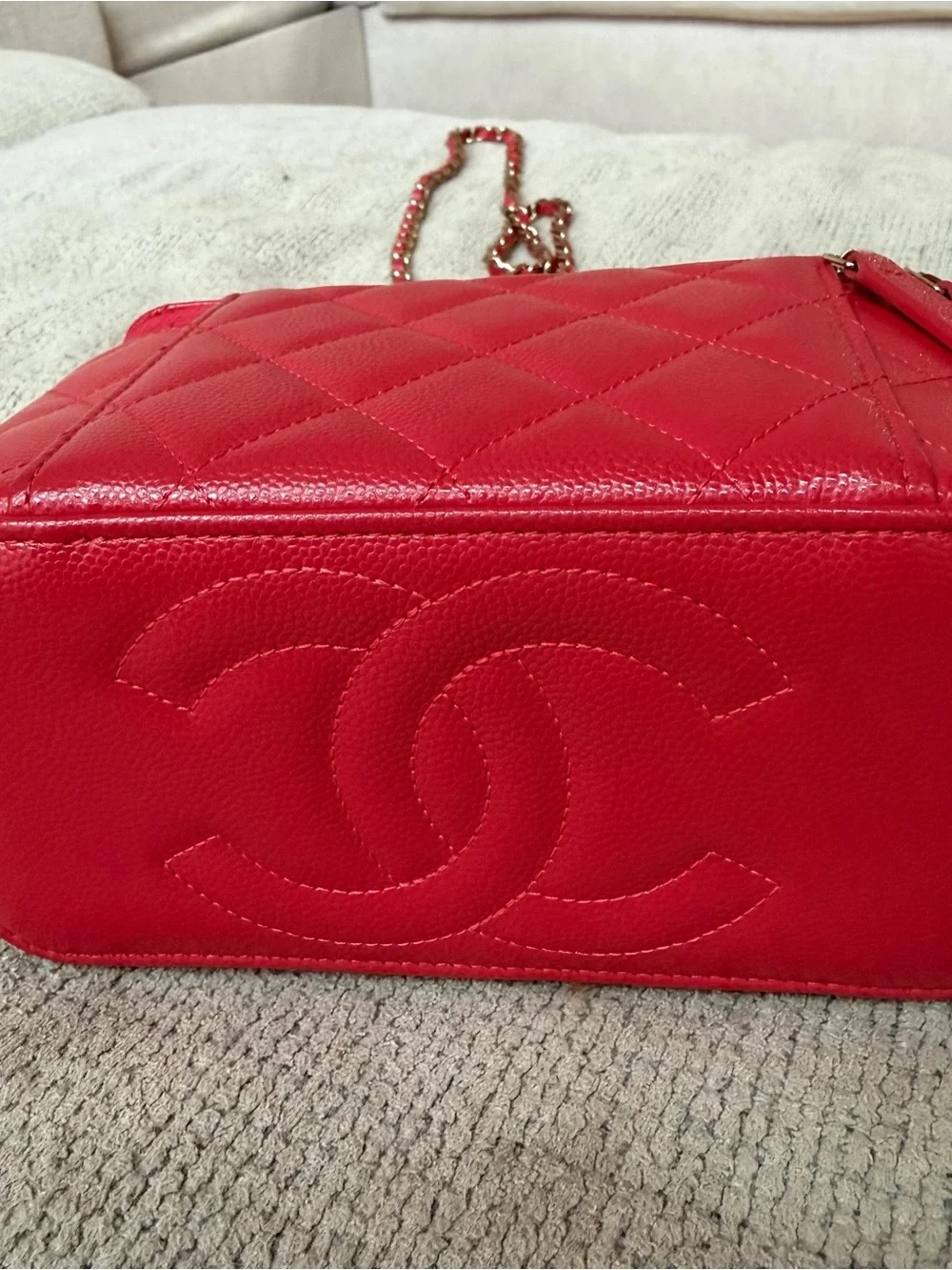 CHANEL Quilted Vanity Case in Bright Red with Gold Hardware